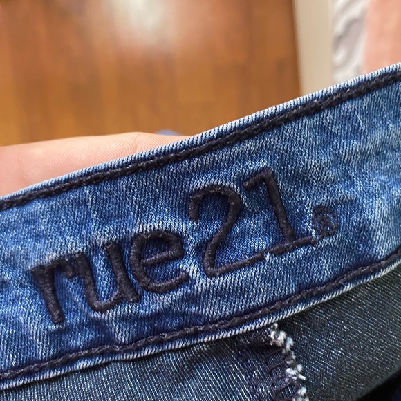 Rue 26" length jeans - Picture 3 of 3